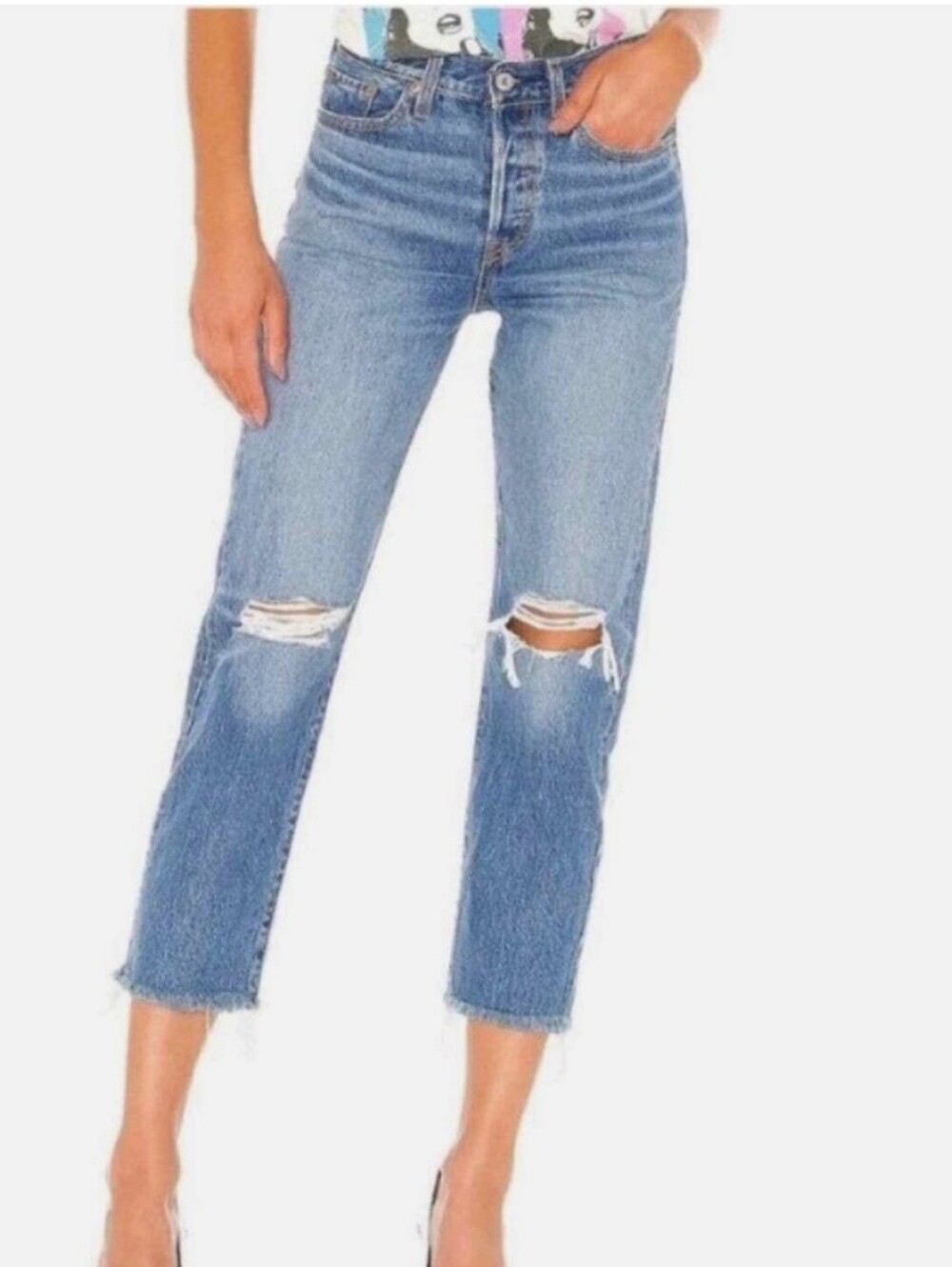 LEVI Wedgie Straight - Light Wash/Distressed Size 28" - Picture 1 of 11